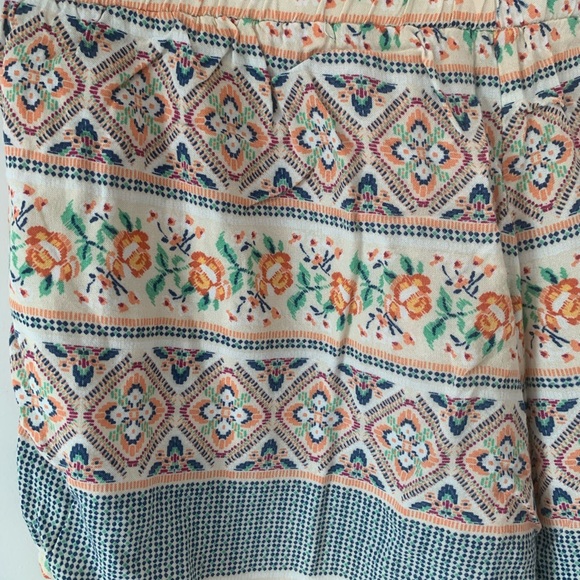 Flowy summer colorful shorts - Picture 4 of 4